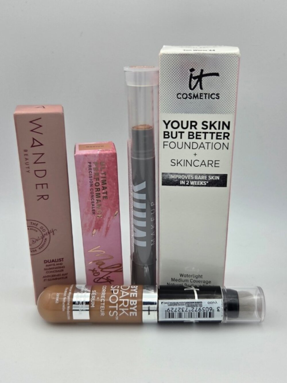 5 Piece Foundation & Concealers - Tan, Medium - NIB/Sealed